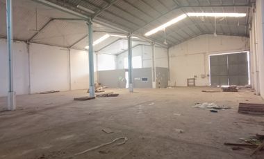 Gudang di dekat pintu tol Singosari Malang