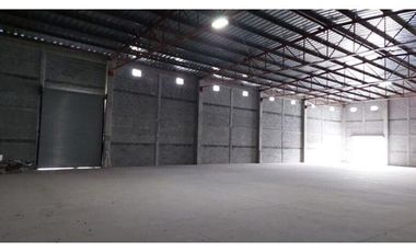 BODEGA EN RENTA PARQUE INDUSTRIAL  300 SANTA CATARINA