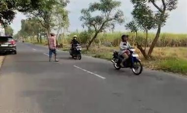 Jual tanah murah d jombang  cocok untuk kantor ,gudang , dll