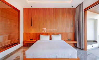 Bright Airy and Spacious 5-Beds Villa in Canggu Center