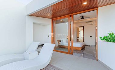 Bright Airy and Spacious 5-Beds Villa in Canggu Center