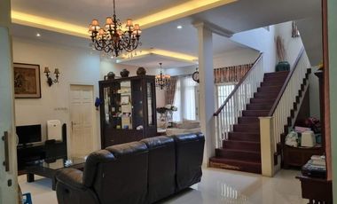 Rumah Pekarangan Luas dekat Eka Hospital/Mal SKA