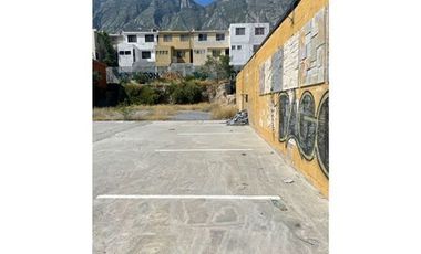 TERRENO COMERCIAL EN RENTA SANTA CATARINA