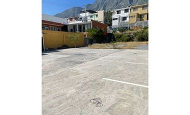 TERRENO COMERCIAL EN RENTA SANTA CATARINA