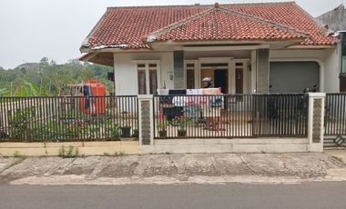 Rumah pinggir jln Rancakalong cimanglid luas 40 bata