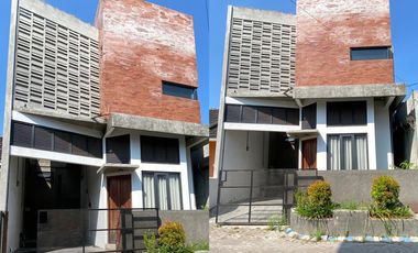 Rumah full furnish luas 90 m2 harga 1,7 Milyar di Wedoro,Waru,Sidoarjo