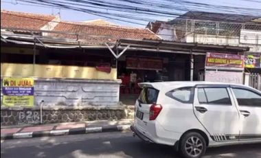Dijual rumah pjnggit jalan besar cianjur p hidayatullah