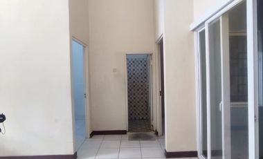 rumah murah nyaman bersih dalam cluster Grandview Karawaci