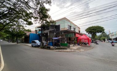 Tempat usaha di Poros Sawojajar