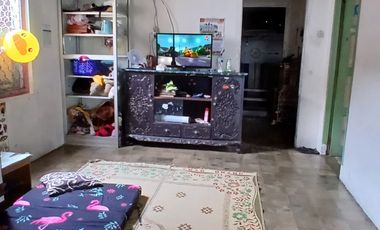 Dijual Rumah Klasik Hook Tanah Luas 1 Menit Ke Alun Alun Wonogiri