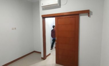 Di jual rumah siap murah di senen jakarta pusat