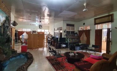 Dijual rumah klasik asri, tengah kota, luas, strategis, full furnish, Sekip, Pekanbaru