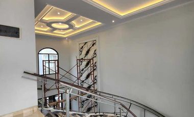 Rumah baru diCipete design mewah classic lokasi strategis
