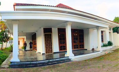 Rumah Tengah Kota Solo Lokasi Premium