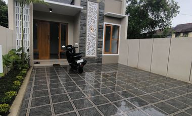 DI JUAL RUMAH BARU STRATEGIS 20 MTR DARI JL.LETKOL SUBRADI