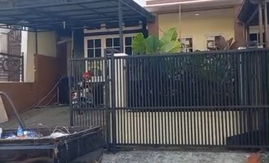 RUMAH BESAR TENGAH KOTA LOKASI BALIKPAPAN BARU