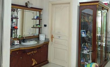 Dijual Rumah dekat gerbang tol Cawang, bebas banjir di Tebet Timur