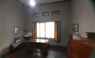 FOR SALE RUMAH MINIMALIS 2 LT FURNISHED LOKASI BAGUS DI BANDUNG RAYA