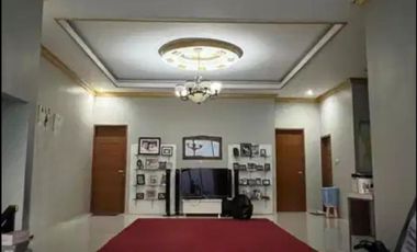 Dijual Rumah cantik 2 lantai dekat ke tol cawang, bebas banjir