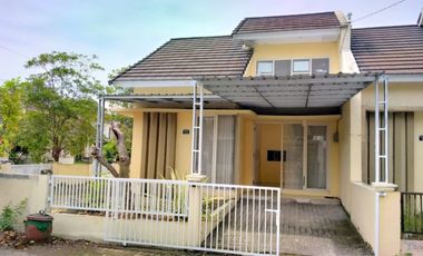 Rumah dijual di Menganti, Gresik, Jawa Timur