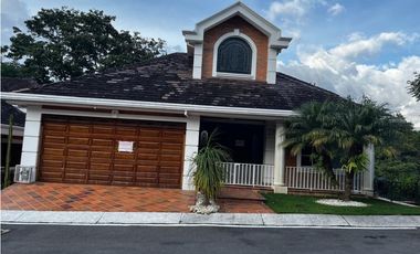 CASA CAMPESTRE ARRIENDO RUITOQUE CONDOMINIO