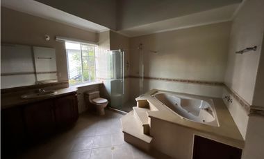 CASA CAMPESTRE ARRIENDO RUITOQUE CONDOMINIO