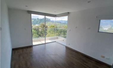 APARTAMENTO EN ARRIENDO EN AV ALBERTO MENDOZA MANIZALES