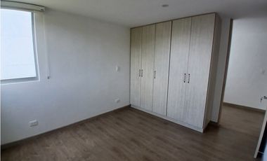 APARTAMENTO EN ARRIENDO EN AV ALBERTO MENDOZA MANIZALES