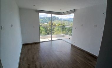 APARTAMENTO EN ARRIENDO EN AV ALBERTO MENDOZA MANIZALES
