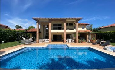 RENTA CASA CAMPESTRE AMOBLADA O SIN AMOBLAR EN CERRITOS PEREIRA