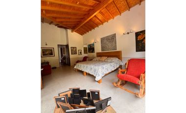 vendo Casa de lujo en el Retiro Antioquia unidad Messina