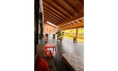 vendo Casa de lujo en el Retiro Antioquia unidad Messina