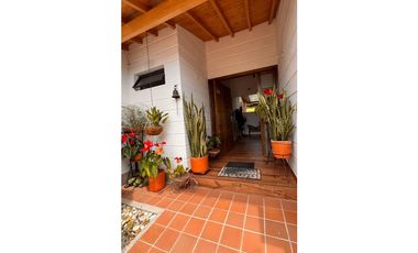 vendo Casa de lujo en el Retiro Antioquia unidad Messina