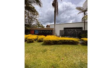 vendo Casa de lujo en el Retiro Antioquia unidad Messina