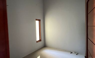 Rumah Strategis Siap Huni 3 Kamar Tidur dekat Bandara YIA