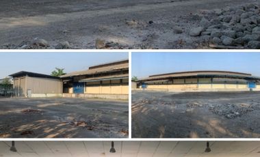 Cakung Pinggir Tol, Jalan Besar