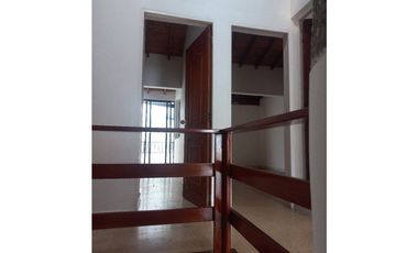 Renta de Casa en Envigado Las Antillas