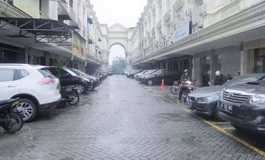 Kantor Royal Palace Tebet Jakarta Selatan