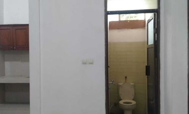 Disewakan Rumah 2KT di komplek Abadi Duren Sawit Jakarta Timur.