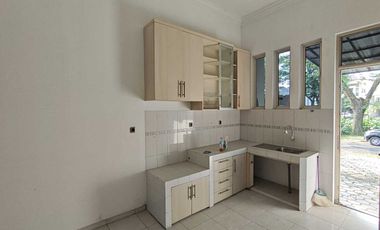 Rumah Asri Semi Furnish di Taman Diponegoro Lippo Karawaci