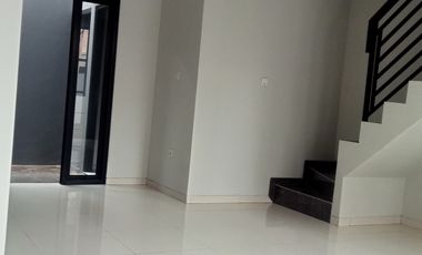 Godetia Rumah di SETU BSD