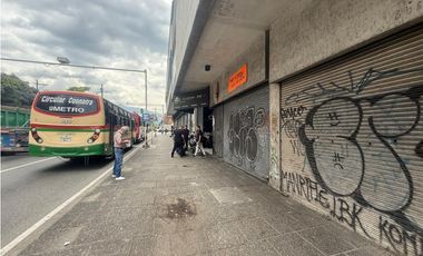 LOCAL O BODEGA EN VENTA MEDELLIN COLOMBIA CON LA 65