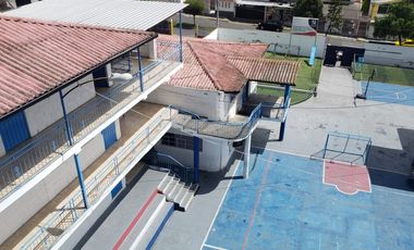 ¡ATENCION INVERSIONISTAS! Se Vende Propiedad con Potencial Educativo y Comercial en Ambato