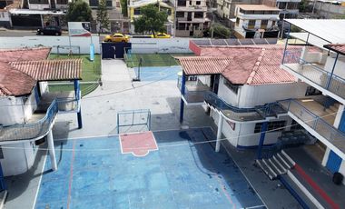 ¡ATENCION INVERSIONISTAS! Se Vende Propiedad con Potencial Educativo y Comercial en Ambato