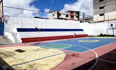 ¡ATENCION INVERSIONISTAS! Se Vende Propiedad con Potencial Educativo y Comercial en Ambato