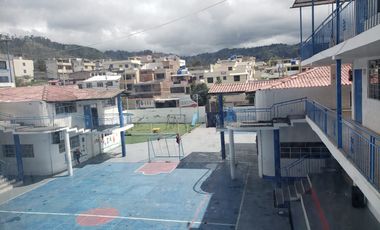 ¡ATENCION INVERSIONISTAS! Se Vende Propiedad con Potencial Educativo y Comercial en Ambato