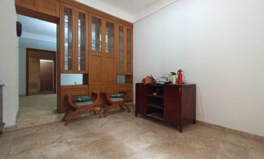 Rumah di Lingkungan Asri di Perumahan Jatinegara Baru, Jakarta Timur