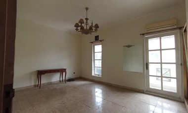 Rumah di Lingkungan Asri di Perumahan Jatinegara Baru, Jakarta Timur