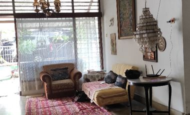 Dijual Rumah Tua dalam kota