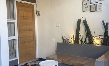 JUAL RUMAH MURAH BARU SIAP HUNI 2 LANTAI PERUMAHAN JAVELIN KOTA MALANG